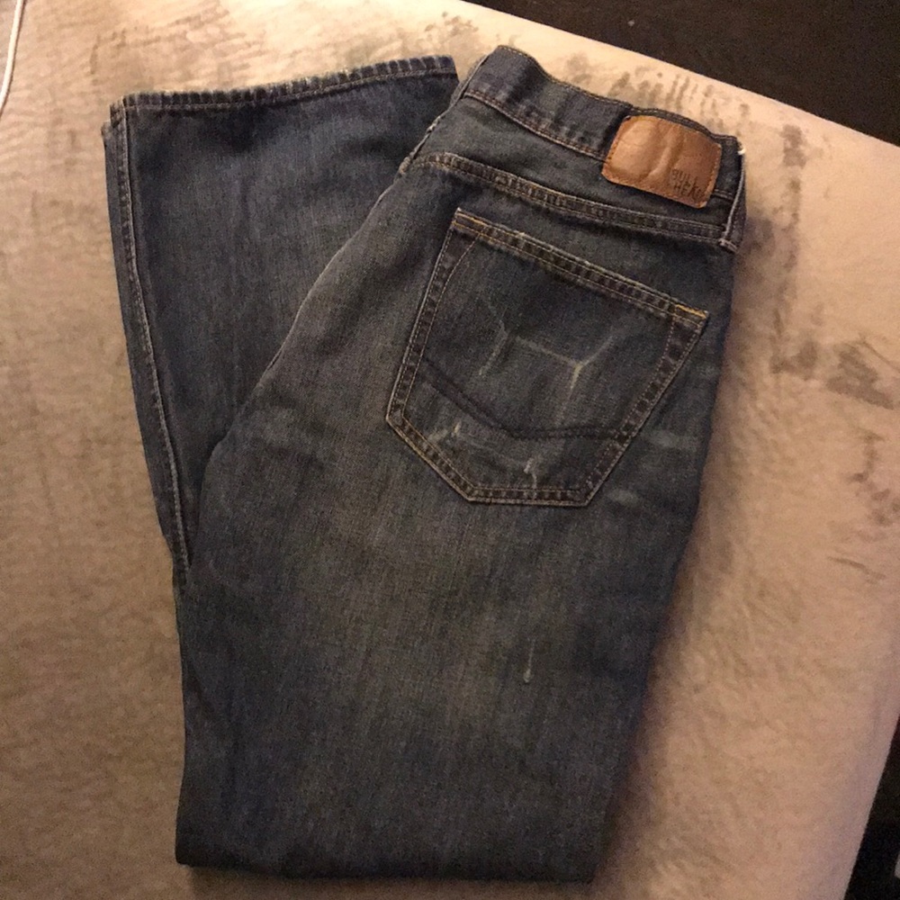 Like new condition! Bullhead denim
